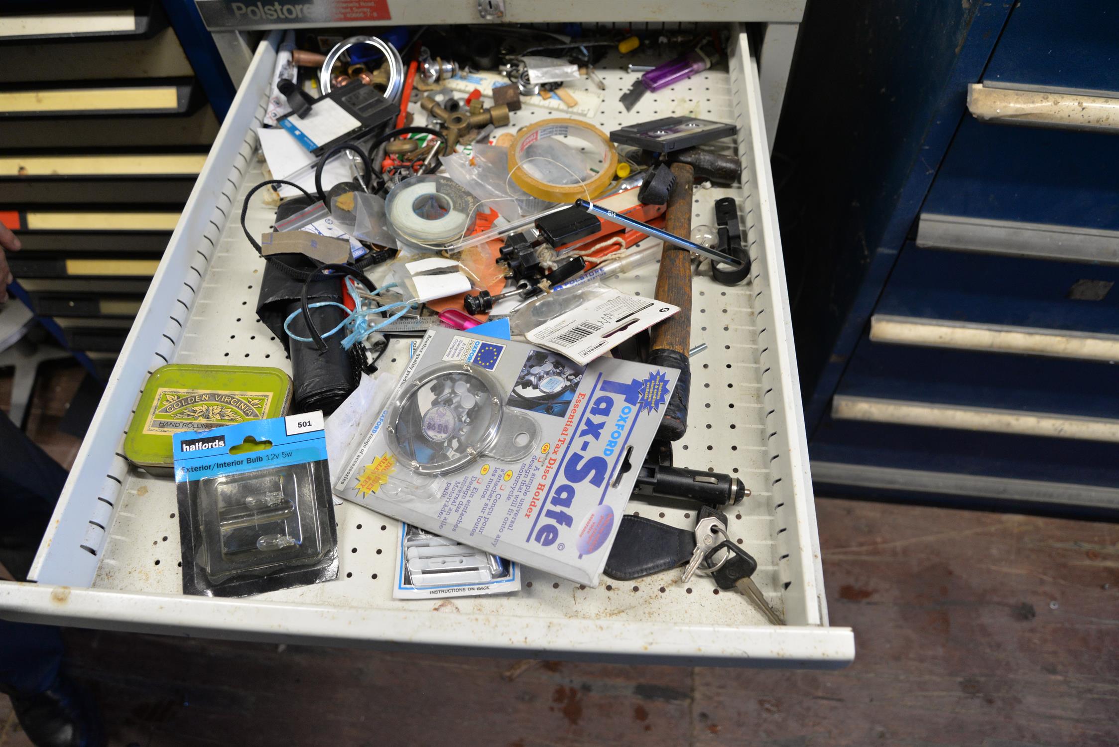 A Polstore grey metal workshop cabinet of seven drawers full of fittings etc. Measurements: H. - Image 2 of 8