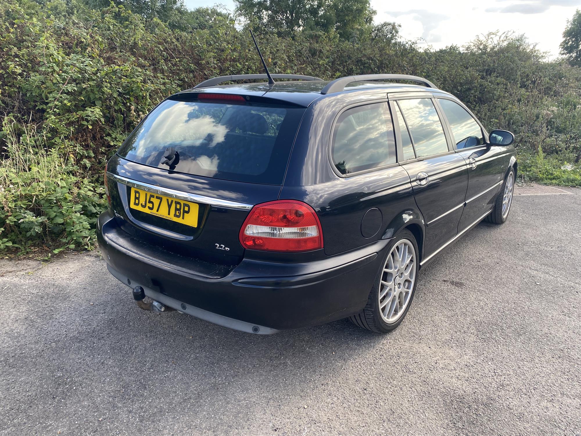 2007 Jaguar X-Type Sovereign 2.2d Estate. Registration number: BJ57 YBP. Mileage: 208,000. - Bild 16 aus 18