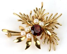 Pearl and garnet floral design brooch set in 9ct gold, 32x28mm