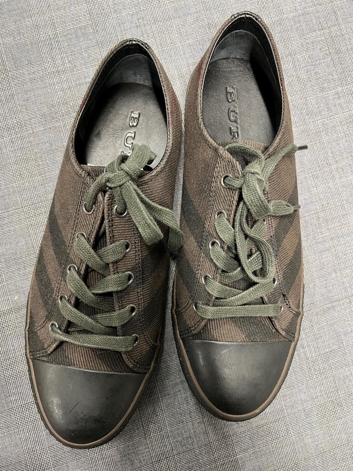 BURBERRY boxed men's chocolate-brown and black unworn lace-up leather-lined canvas trainers size