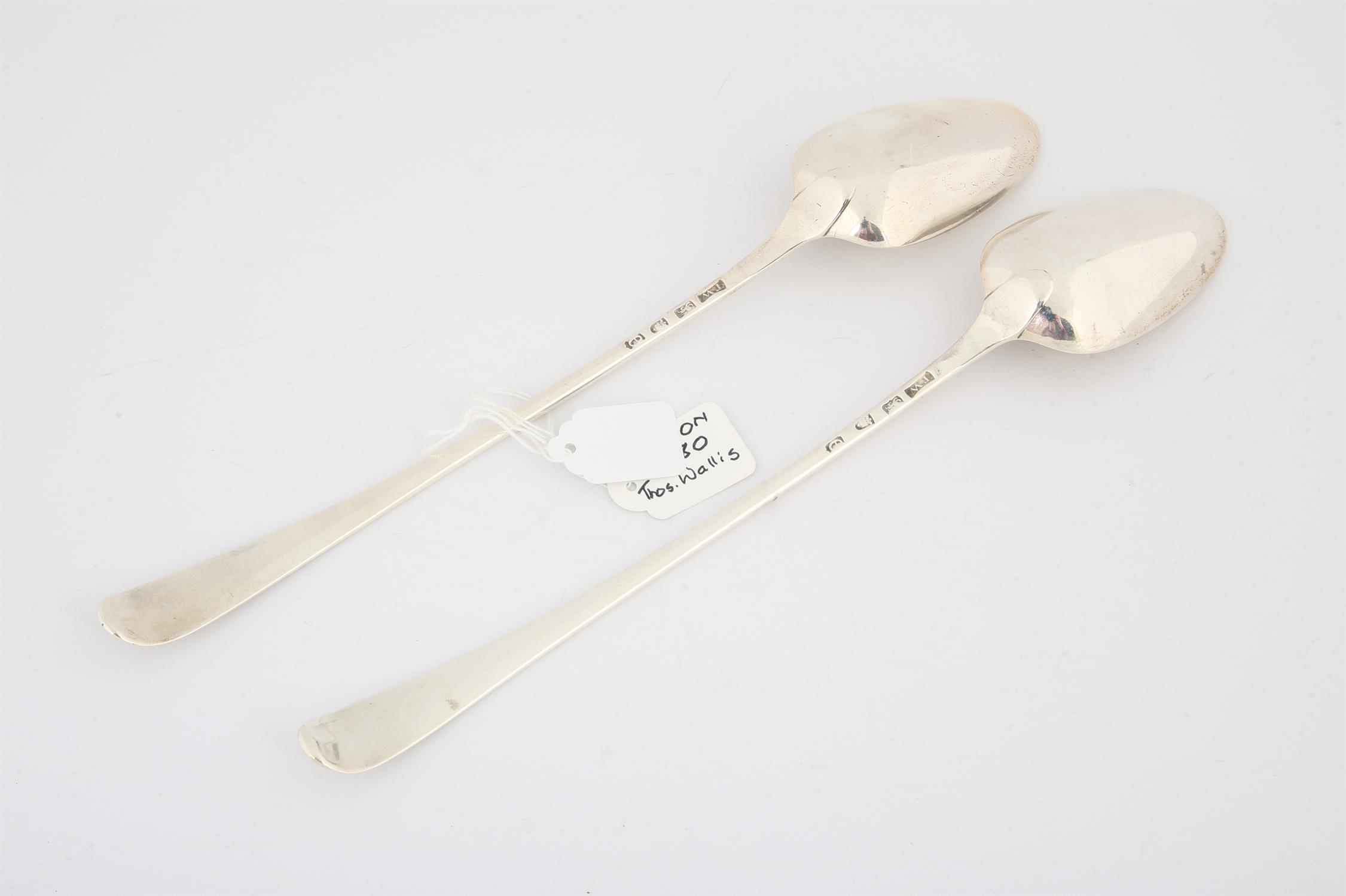 Pair of George III Old English Pattern silver gravy spoons. by Thomas Wallis, London 1780, - Image 2 of 2