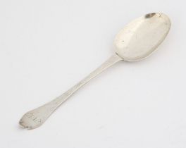 Silver trifid end spoon, marks rubbed, circa 1700 SILVER COLLECTION OF SIR RAY TINDLE CBE DL