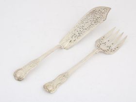 Victorian silver kings pattern fish servers London 1864, 10.5 ozs 328 grams SILVER COLLECTION OF