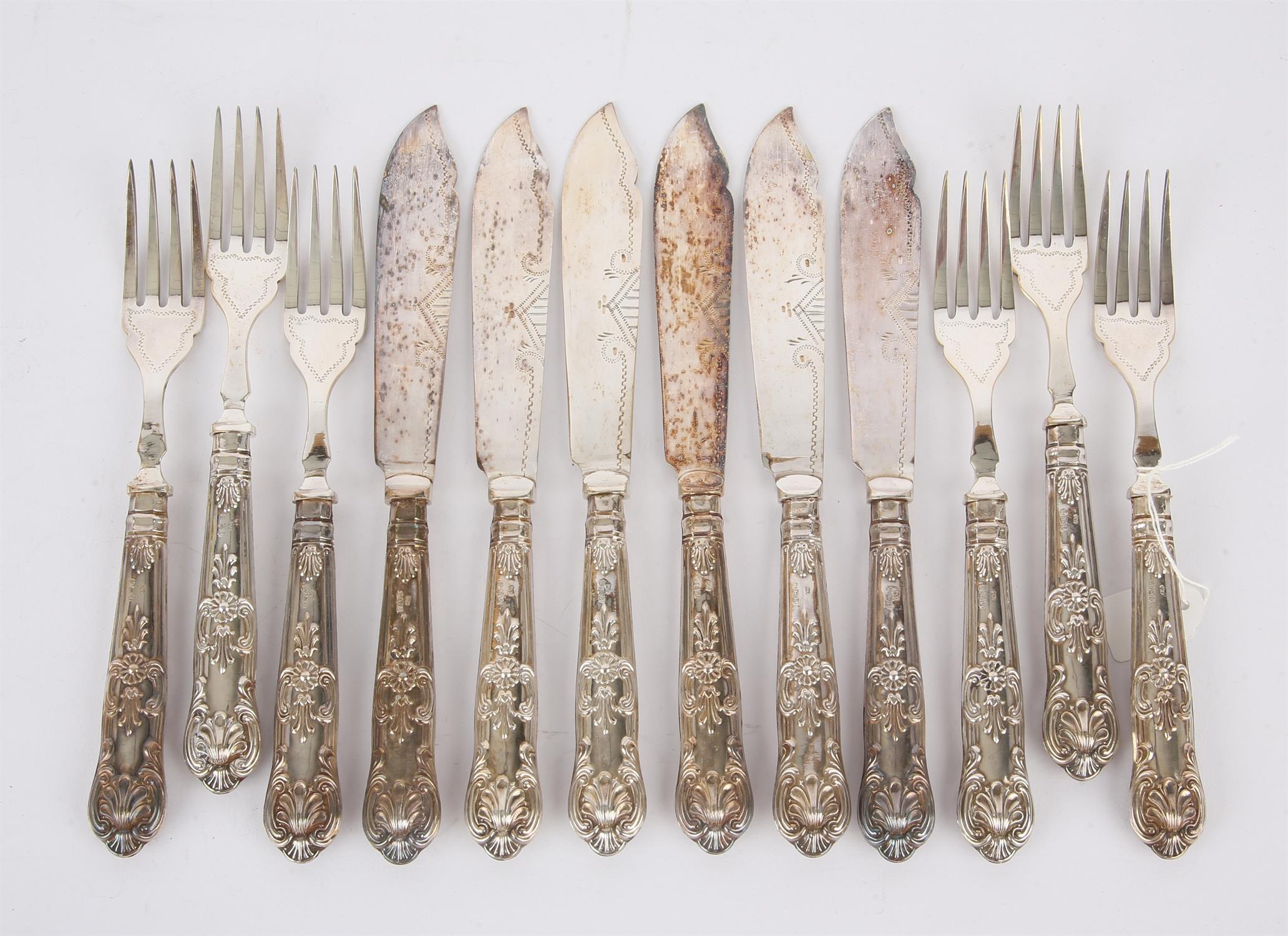 Cased set of six fish silver handled knives and forks SILVER COLLECTION OF SIR RAY TINDLE CBE