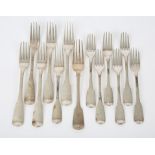 Thirteen various, George III and later silver forks, in fiddle pattern, 20.7 ozs.