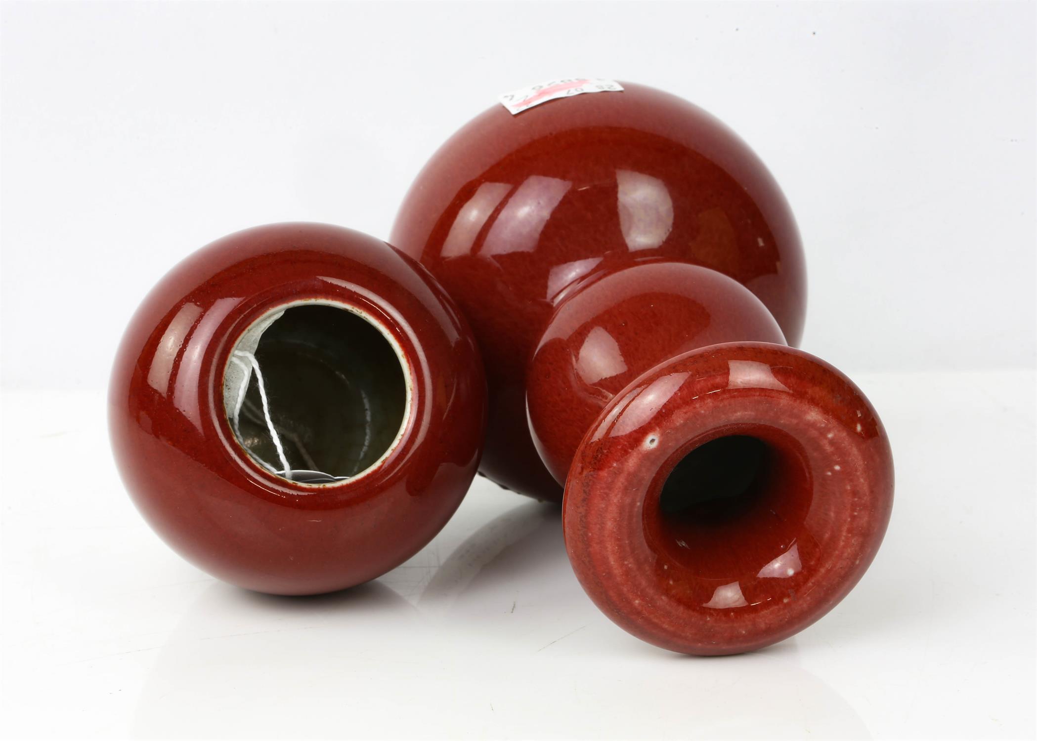 Chinese Ox blood double gourd vase with flared rim 16.5cm high, and a ovoid brush pot 7.5cm high, - Image 7 of 7