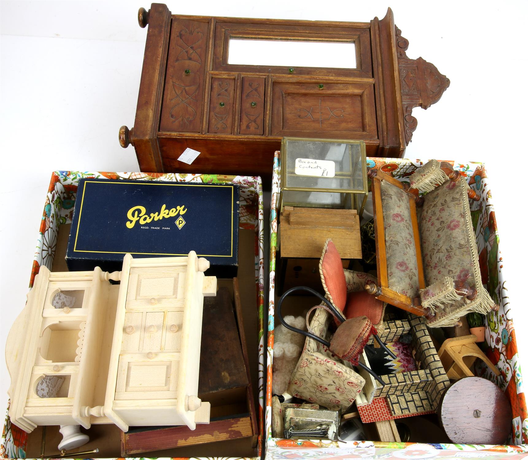Dolls house furniture to include two grand pianos (one wooden, one plastic), tables, ornate bed, - Image 5 of 5