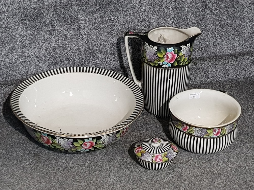 Vintage Grimwades Winton ware jug, bowl, chamber pot & soap dish 4 piece toilet set