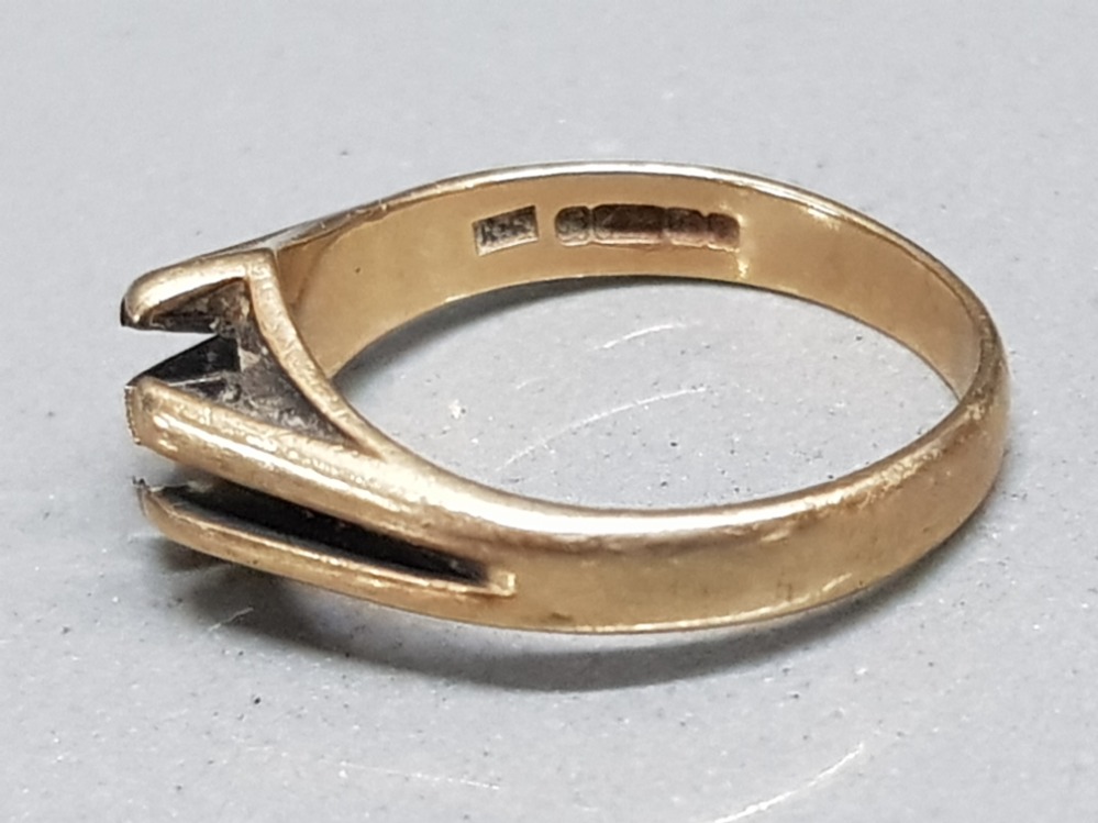 9ct yellow gold ladies ring (missing centre stone), size O, 2.9g - Image 2 of 2