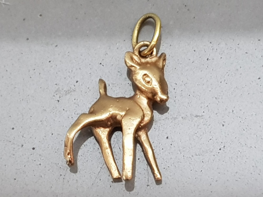 14ct gold Bambi pendant/charm, 2.1g