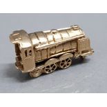 Vintage 9ct gold "Bon Voyage" openable train, 4.1g