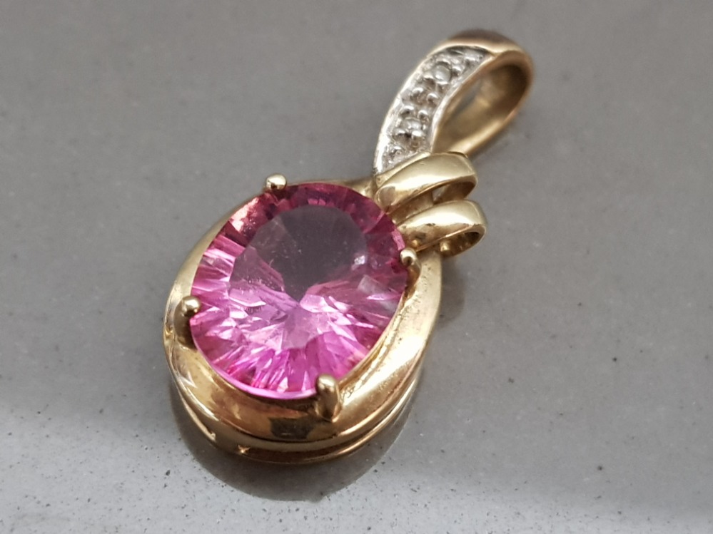 9ct gold diamond & pink stone pendant, 3.8g - Image 2 of 2