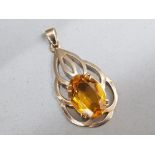 Vintage 9ct gold & oval citrine pendant, 2.6g gross