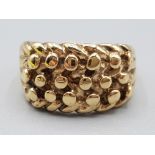 9ct gold 3 row keeper ring size N½, 5.6g