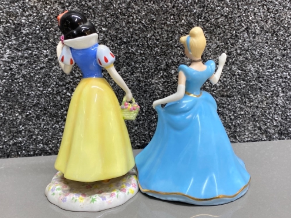 2x Royal Doulton figures includes Part of the Walt Disney showcase collection Snow White and a - Bild 2 aus 3