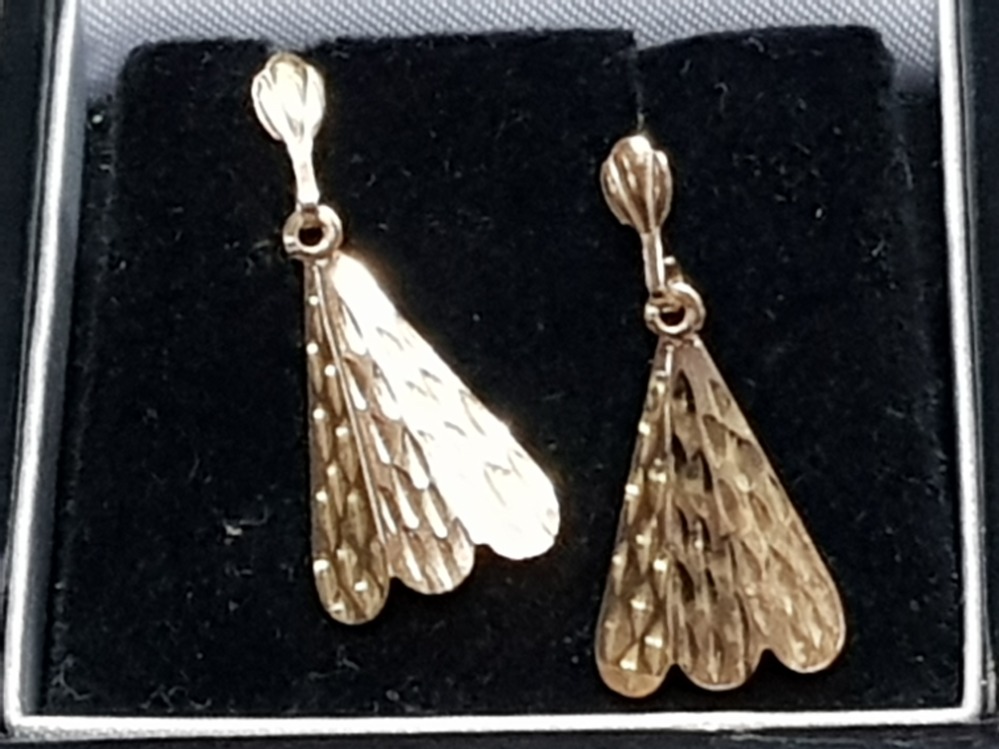 375 yellow gold drop earrings