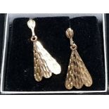 375 yellow gold drop earrings