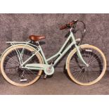 A ladies Pendleton Somerby bicycle with leather seat and handlebars