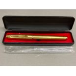 New Parker Brilliant Gold IM series fountain pen, fine nib, complete case