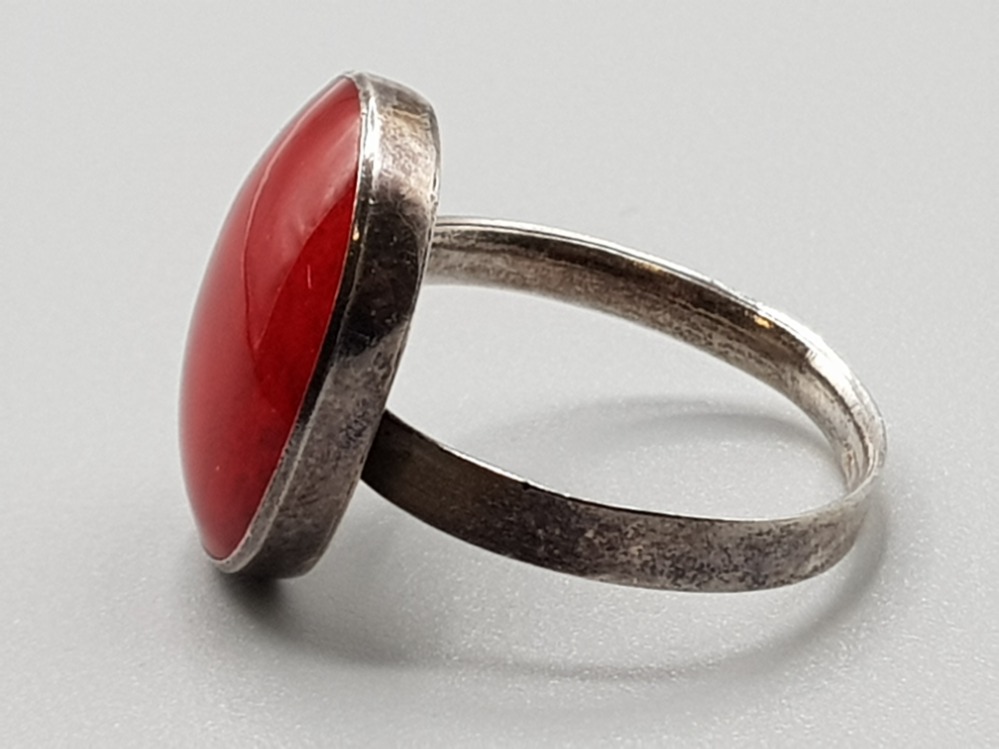 Silver 925 dress ring with large oval shaped red coloured stone, size V, 4.4g gross - Image 2 of 3