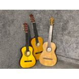 3x Acoustic guitars