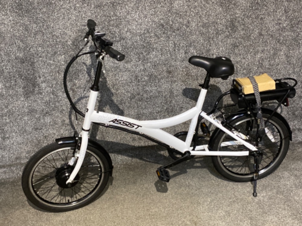 Electric Assist hybrid bike in white, in full working condition with charger & keys, excellent