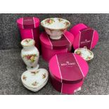 4x pieces of Royal Albert Old country roses patterned tea China includes bowl, vase & 2 lidded pots,