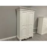 A large white painted wardrobe 124.5 x 204 x 60cm