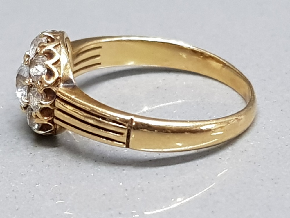 18ct gold, diamond 1.13ct cluster ring, comprising of Diamond centre surrounded by 8, size N, 3.2g - Image 2 of 2