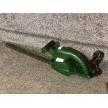 Electric 450W Garden Hedge trimmer, model no FPHT450