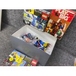 Box containing a large quantity of loose vintage Lego, also includes 3 boxed sets