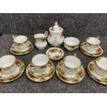Six place setting royal Albert old country roses tea set including teapot, milk jug, sugar bowl, 6