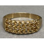 9ct gold 3 row curb & shot ring - (Keeper ring) 2.6g, size S