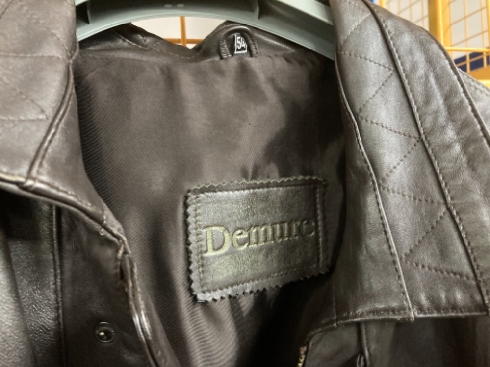 A gents jacket by Hugo Boss, and a leather jacket by Demure - Image 3 of 3