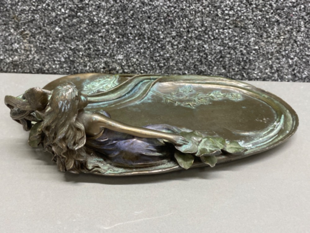 Art Nouveau filled spelter dish with decorative lady figure design - Image 2 of 3