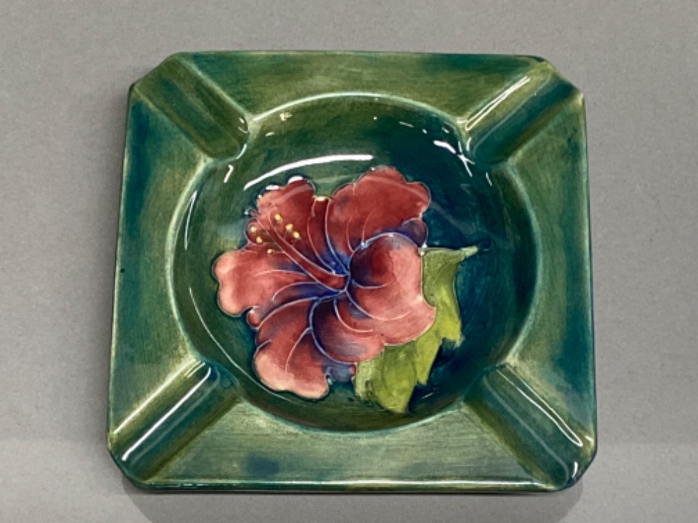 Moorcroft Hibiscus patterned (Orchid & green) ashtray