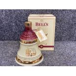 Bell's Extra Special old scotch whisky christmas 1997 decanter, 70cl still sealed, with original