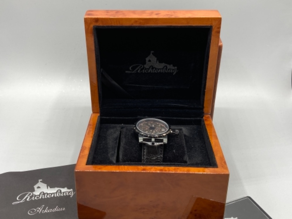 A Richtenburg gents wristwatch with COA in original box