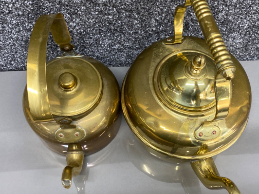 Two vintage Brass teapots - Image 2 of 2