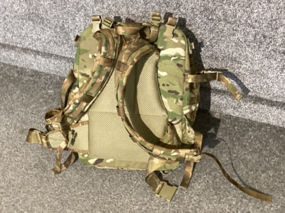 An army camouflage backpack - Image 2 of 2
