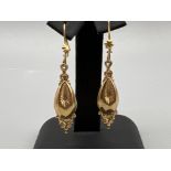 Ladies 9ct gold ornate drop earrings 2.3G