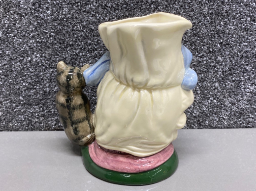 Large Royal Doulton character jug ‘the cook & the Cheshire cat’ D6842 - Image 3 of 3