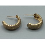 9ct gold fancy cuff earrings 1.2g