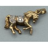 9ct gold gem set articulated dancing horse pendant 4.8g gross