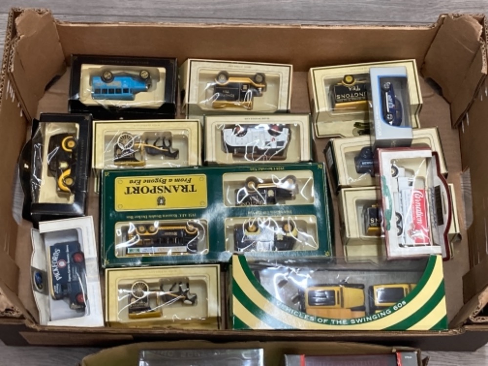 Die cast cars buses and train by Corgi, Ringtons, etc and two - Image 3 of 3