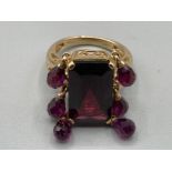 9ct gold and purple stone fancy ring size N 7.6g gross