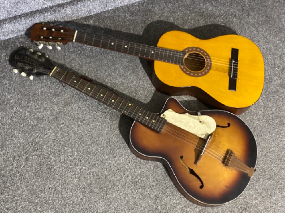 2x acoustic guitars