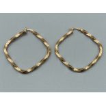 Large 9ct gold fancy twist pattern earrings 2.7g