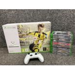 Xbox one 1TB games console in full good working condition complete with all leads and two wireless