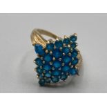 9ct gold and blue stone ring size N 2.9g gross